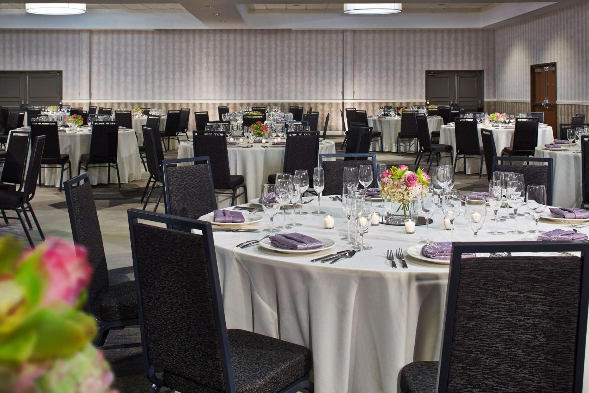 Hotel Doubletree By Hilton Atlanta Perimeter Dunwoody Exterior foto