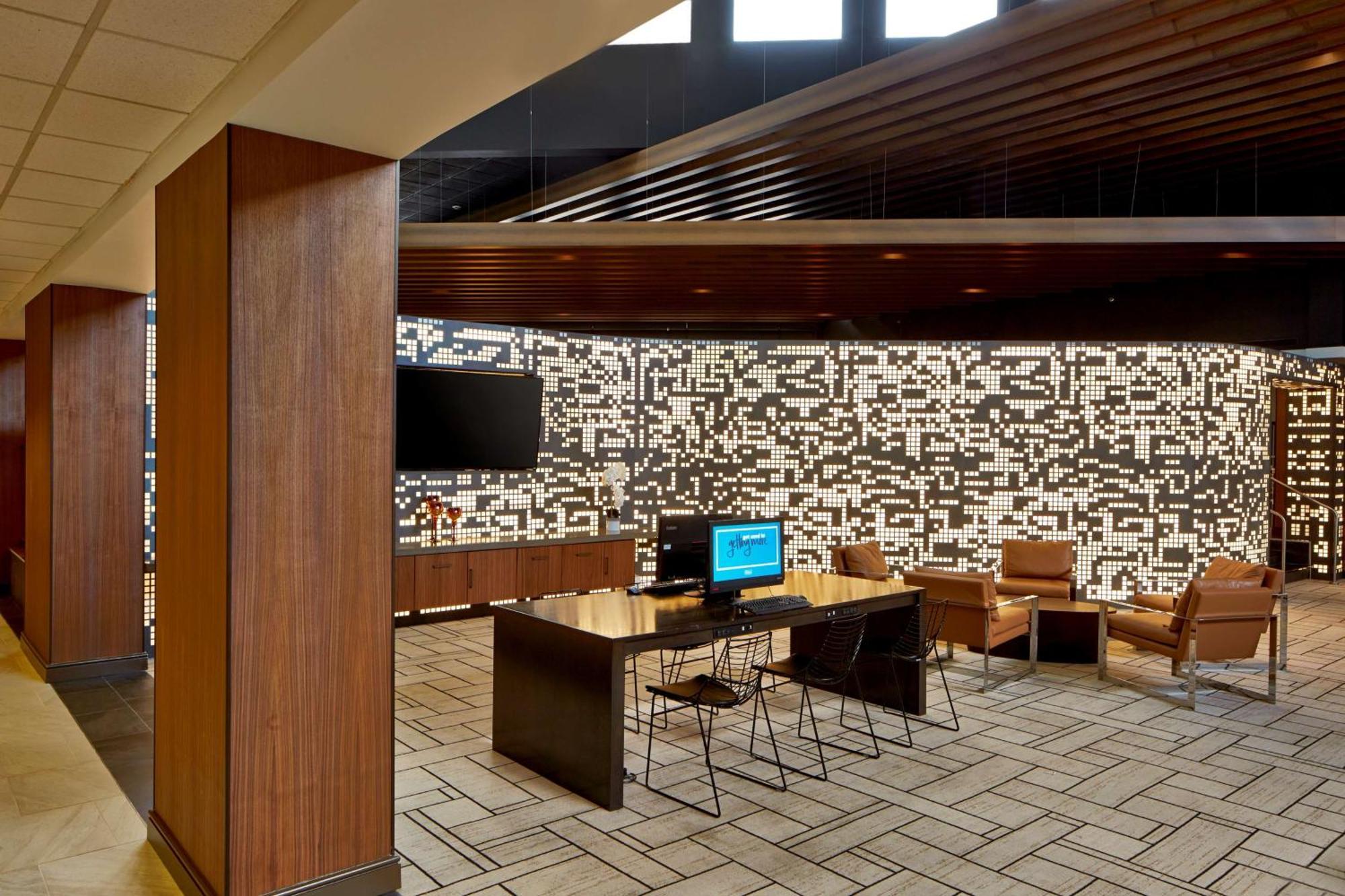 Hotel Doubletree By Hilton Atlanta Perimeter Dunwoody Exterior foto