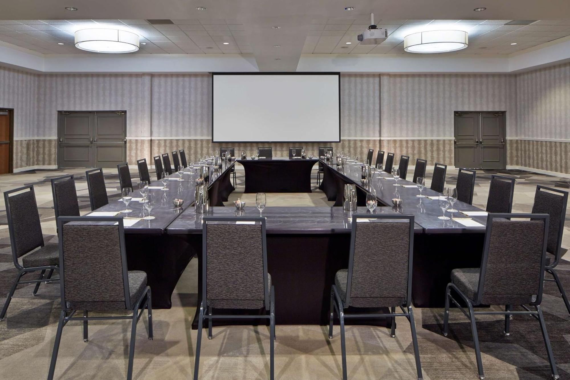 Hotel Doubletree By Hilton Atlanta Perimeter Dunwoody Exterior foto