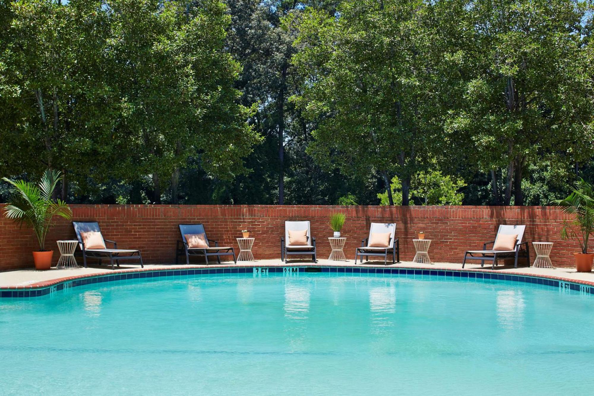 Hotel Doubletree By Hilton Atlanta Perimeter Dunwoody Exterior foto